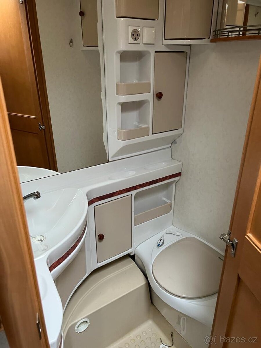 karavan Hobby 540 UL 2007 - 3