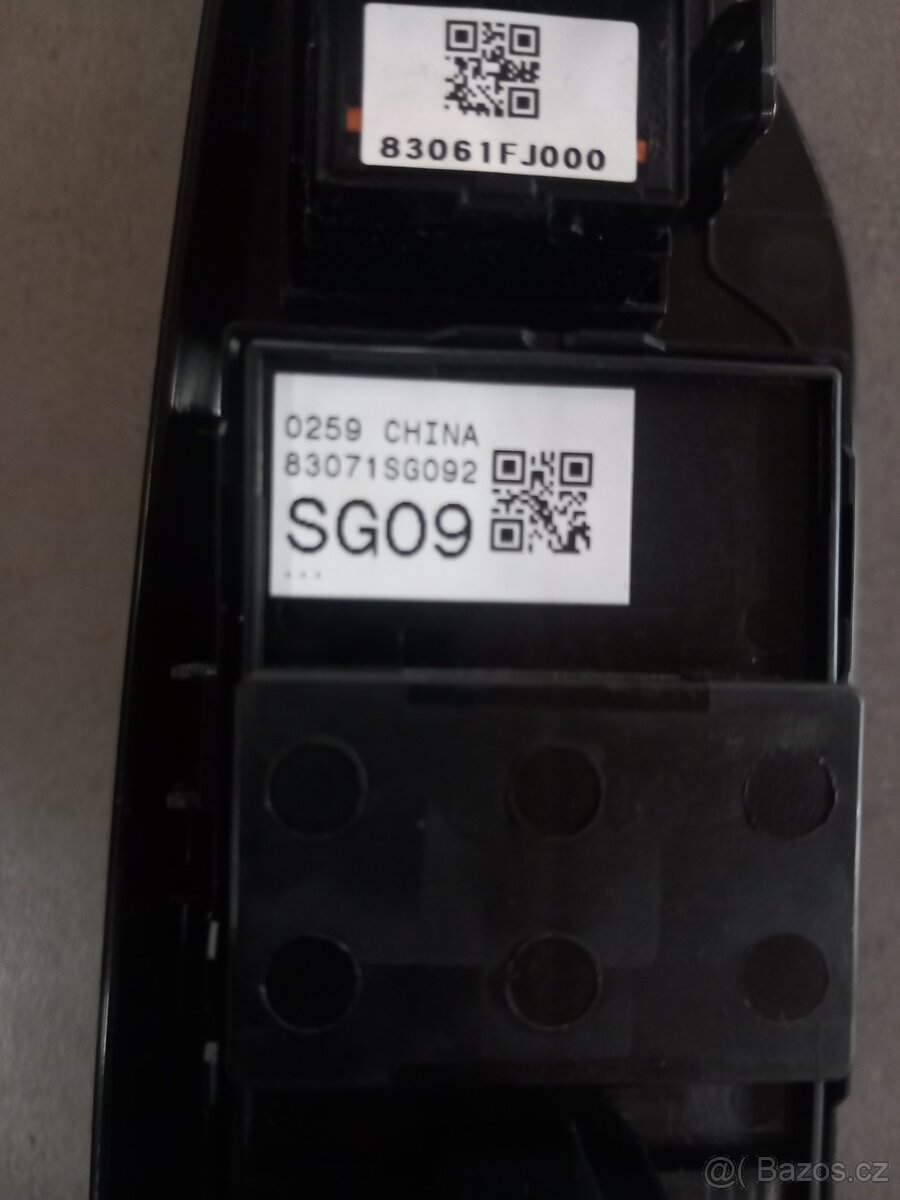 Tlačítka dveří Subaru FORESTER 2013-2018 - 3