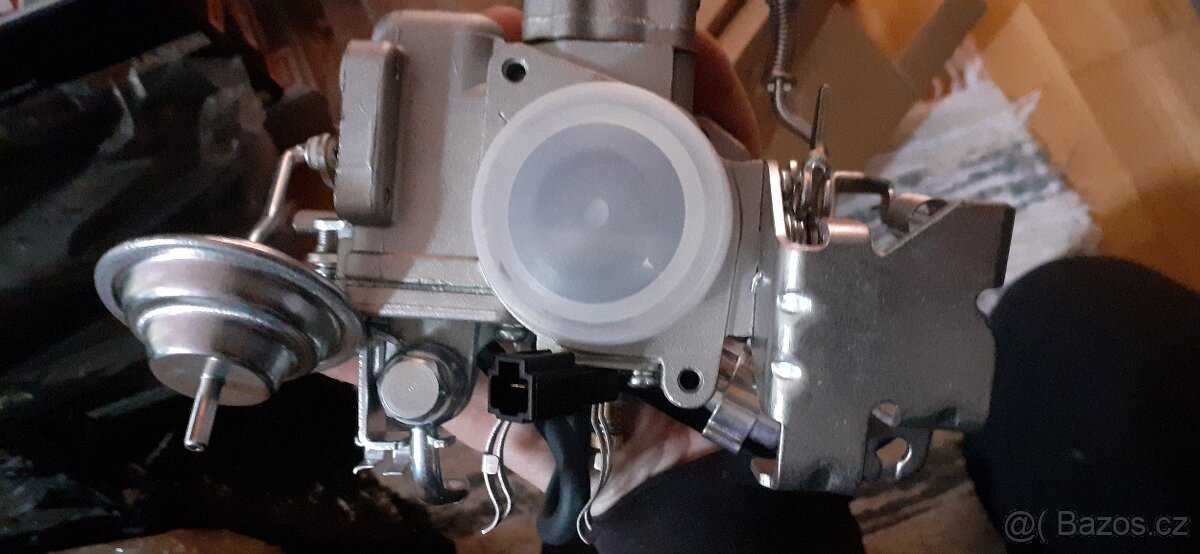 suzuki samurai tesnenia karburatora - 3