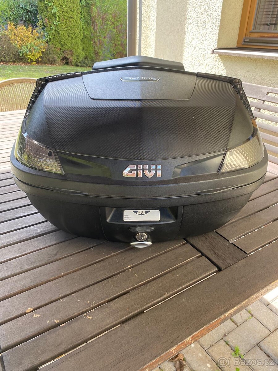 Kufr GIVI - 3