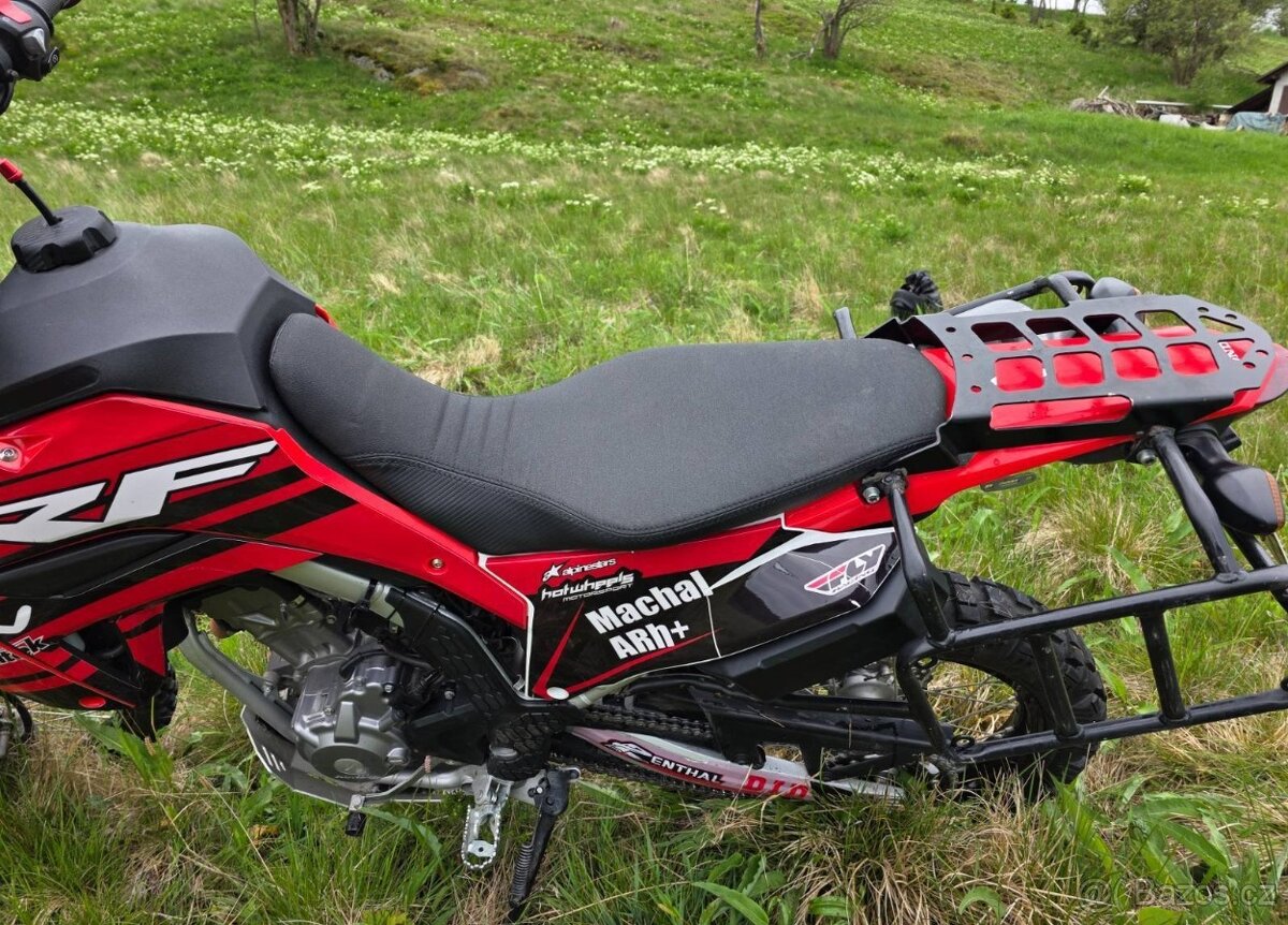 Honda CRF300l + sedlo Seatconcepts, velká nádrž