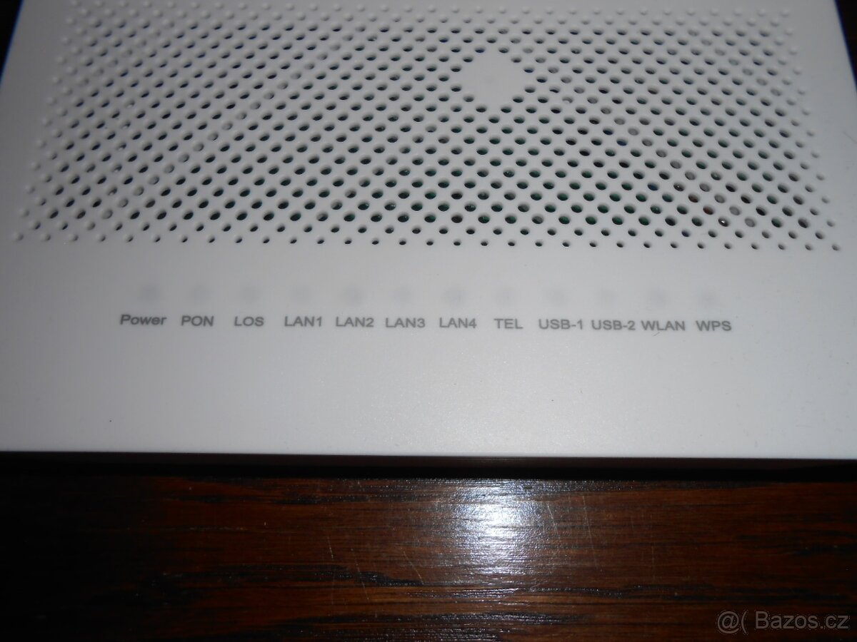 Optický router Huawei EG8145V5 GPON 4x RJ45 1Gb/s, 2,4-5 GHz - 3