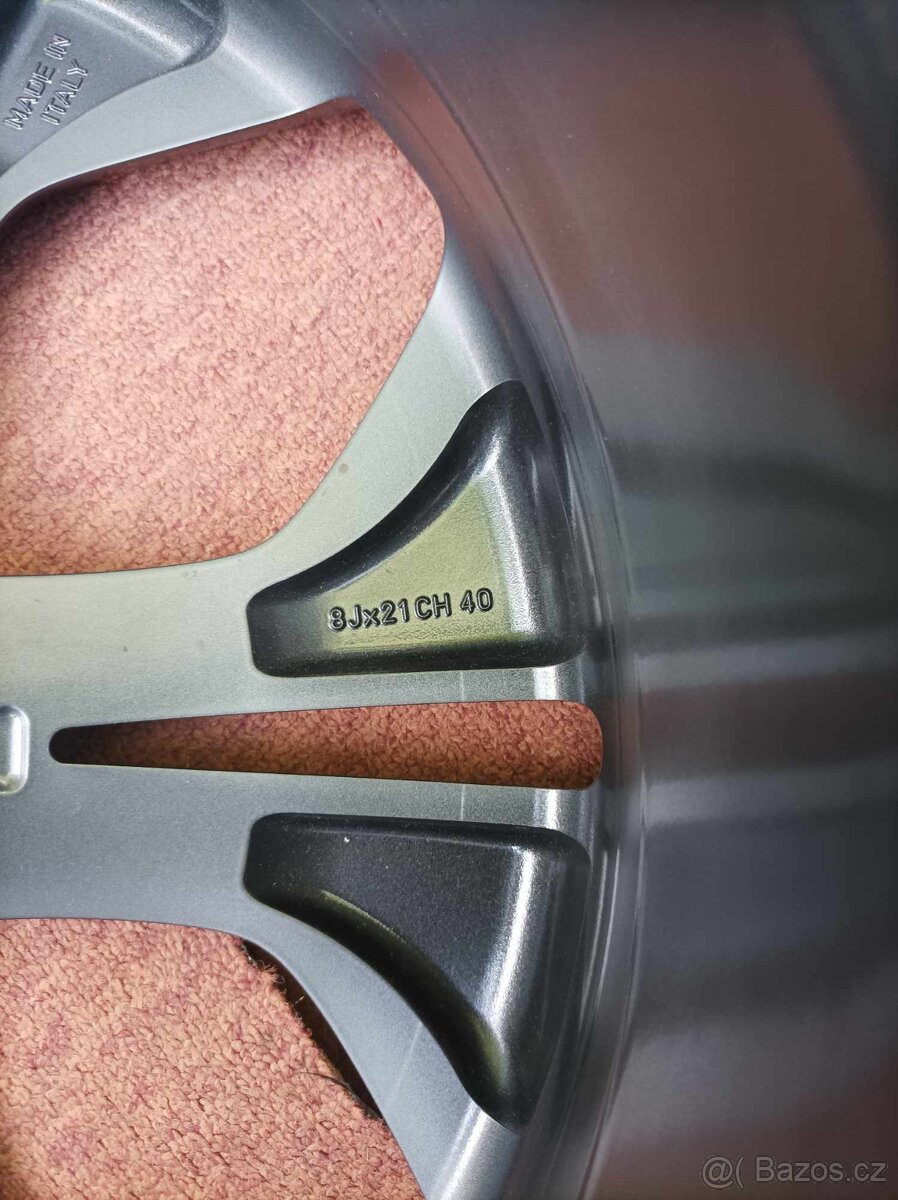 Originál nejetý disk Jaguar E/F-Pace 8Jx21 1ks - 3