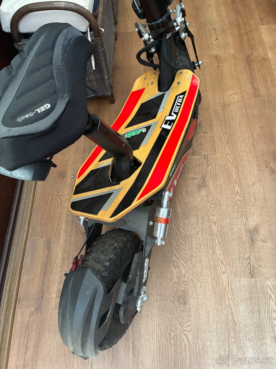 Elektrokoloběžka NITRO SCOOTERS 2000W - 3