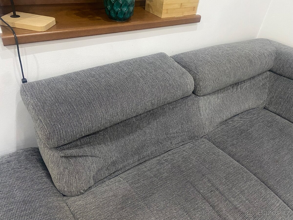 Krásná sedací souprava - 3