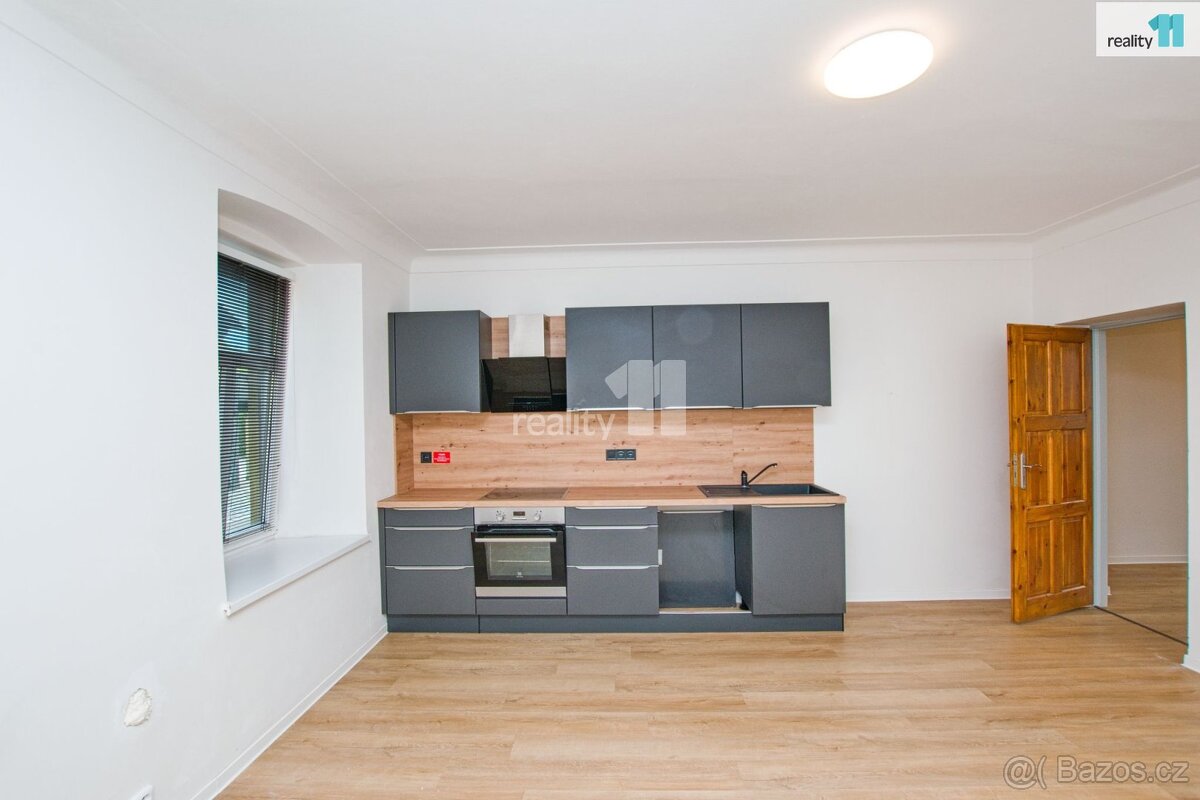 Pronájem bytu 2+1, 70 m2 Chrastava - 3