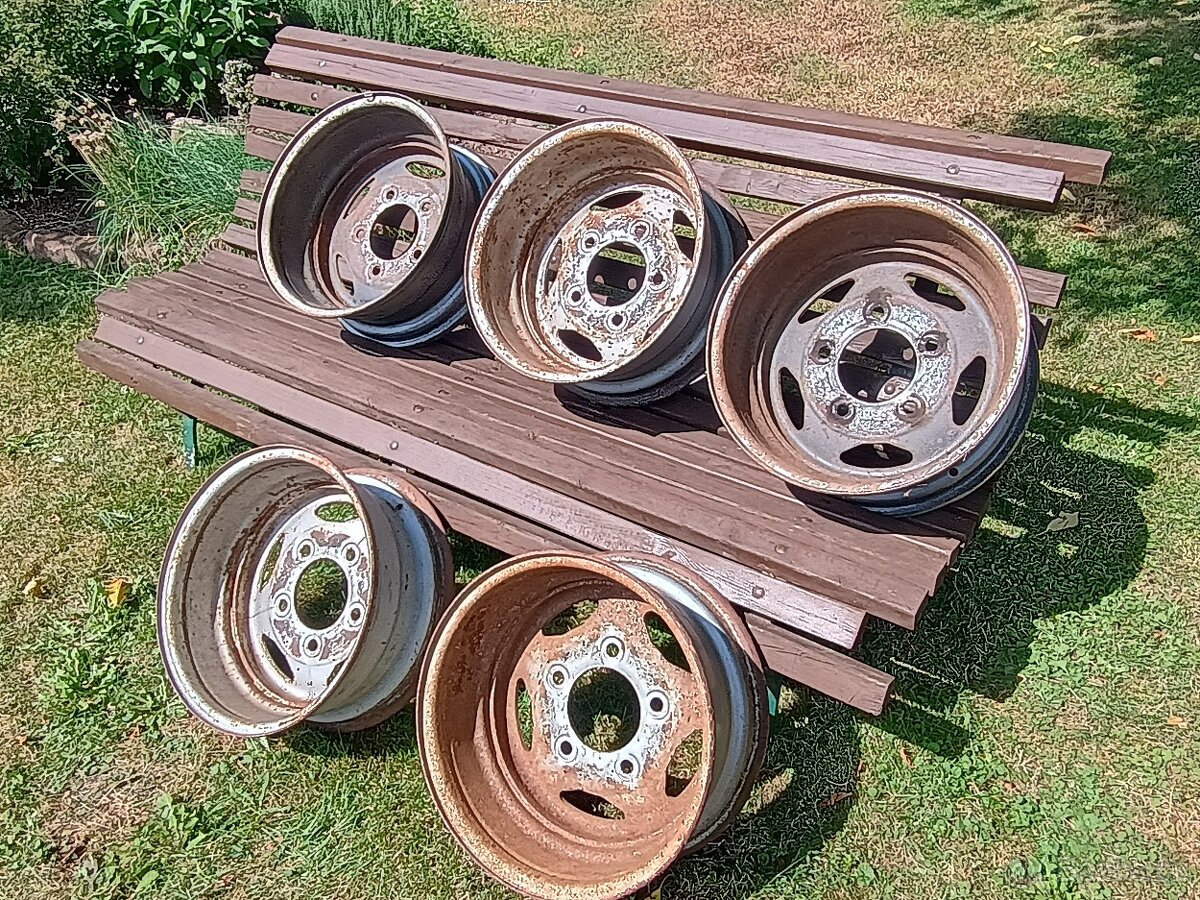 Plechové disky na Landrover Discovery 1 - 3