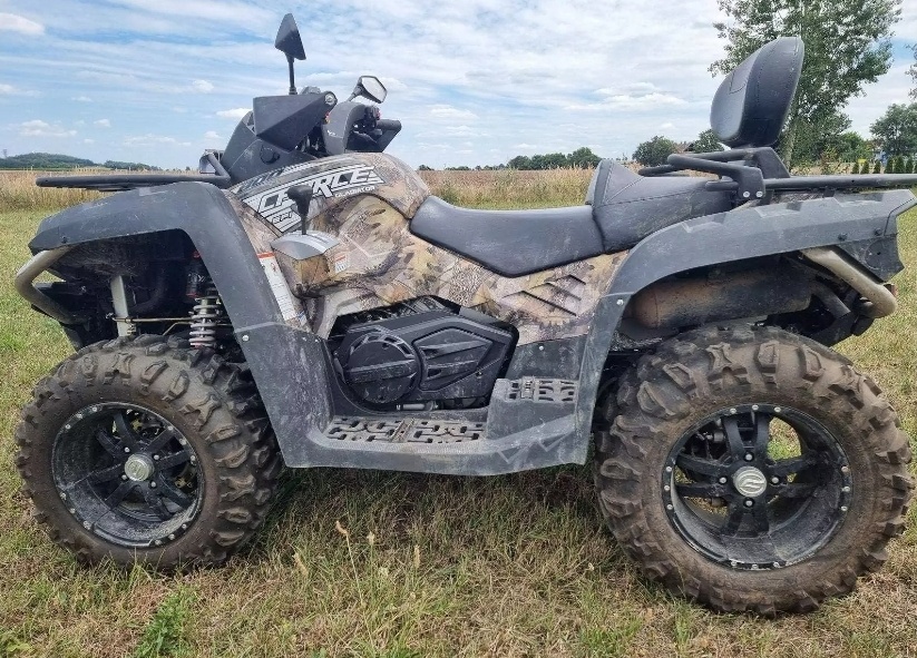 CFMOTO Gladiator X8 EFI V-twin Deluxe