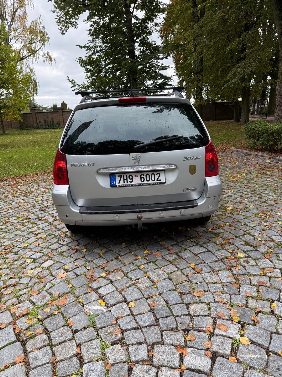Peugeot 307 SW (combi) 1.6i 80kw - 3
