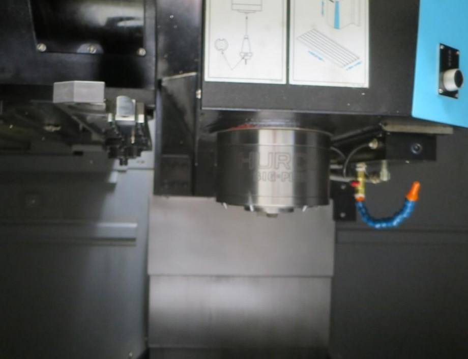 Obráběcí centra - vertikální VMX 30I - 3