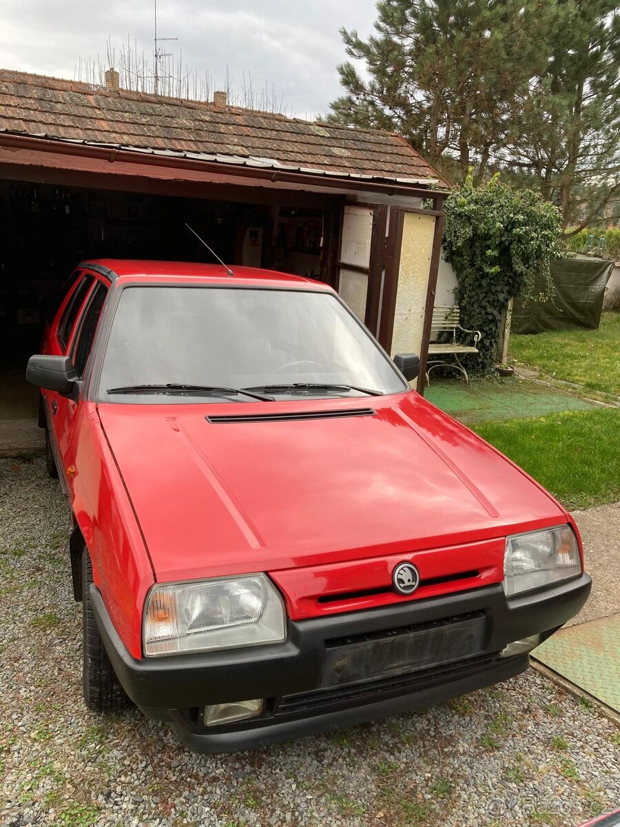 Škoda Forman 135 LXi 40 KW,1.MAJITEL,ČR.. - 3