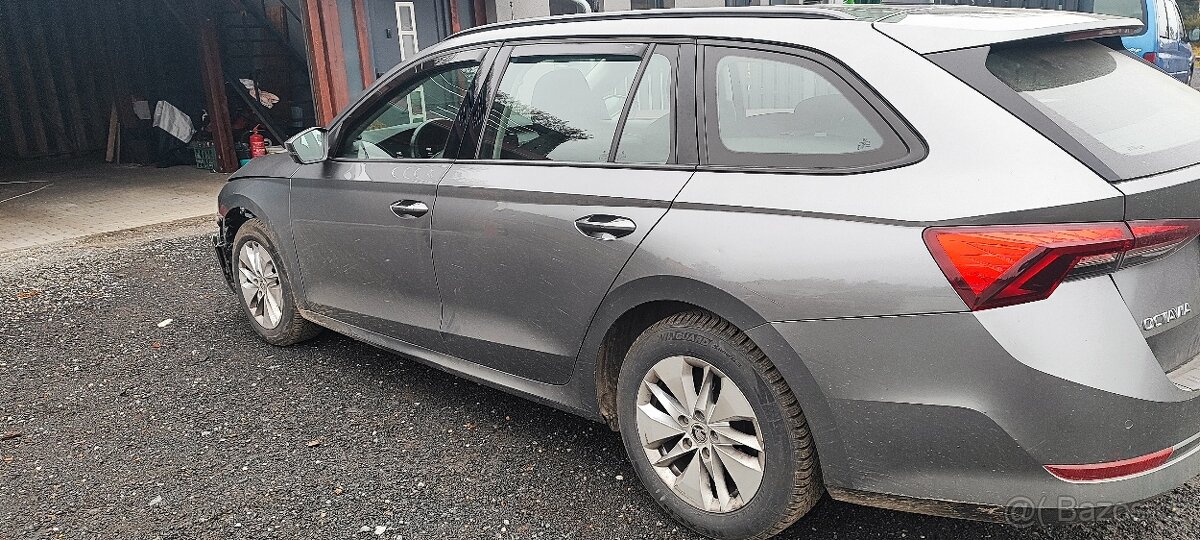Škoda Octavia IV 2,0TDi 85kW Combi rok 2022 - 3