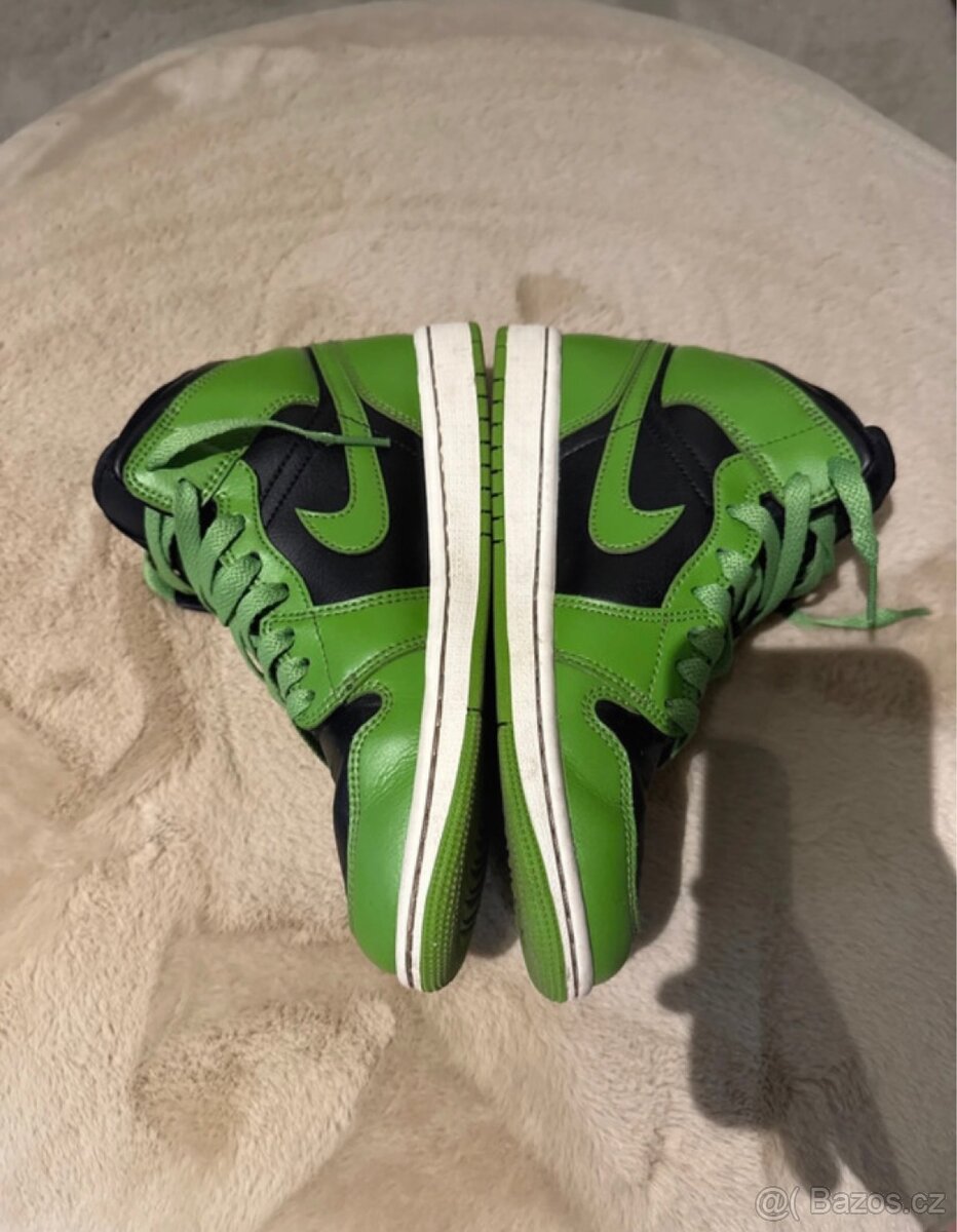 Nike Air Jordan 1 Mid Cactus Green and Black Vel. 38 - 3