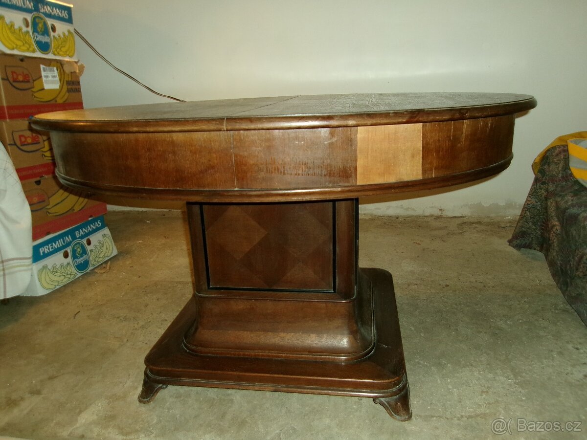 Jídelní set se 6 židlemi a stolem Gerstel 12 000 Kč - 3