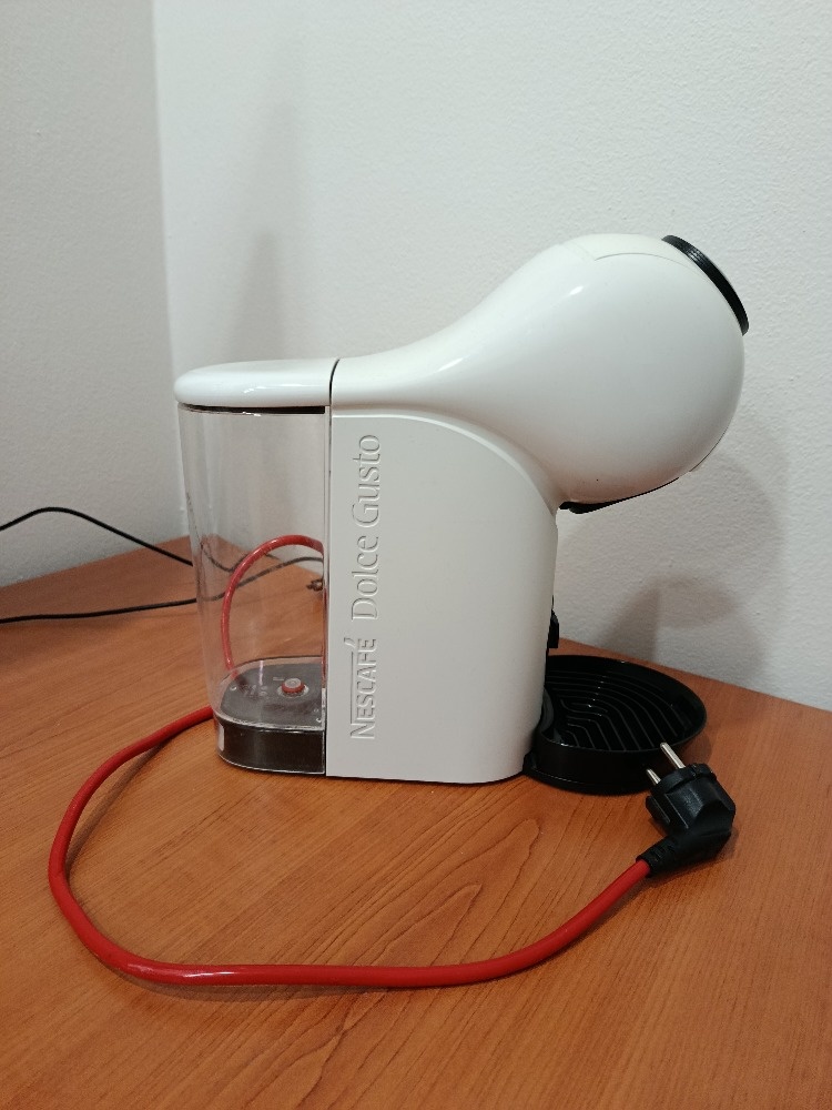 Kapslový kávovar Krups Nescafé Dolce Gusto Genio S Basic - 3