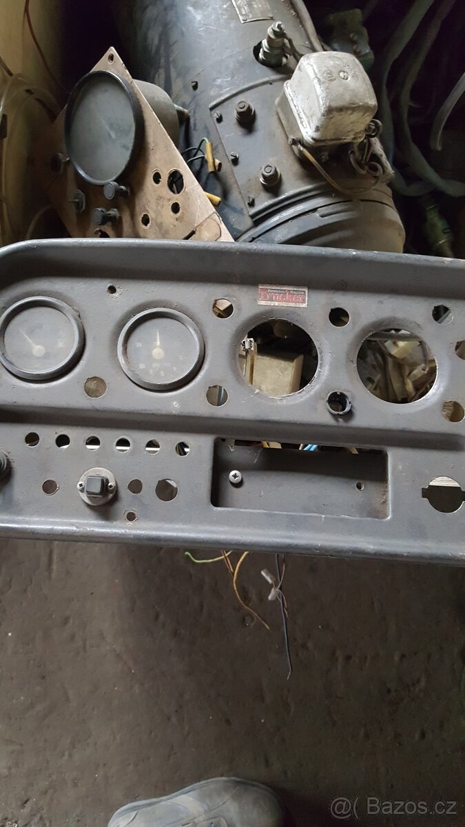 Přístrojová deska liaz mts - 3