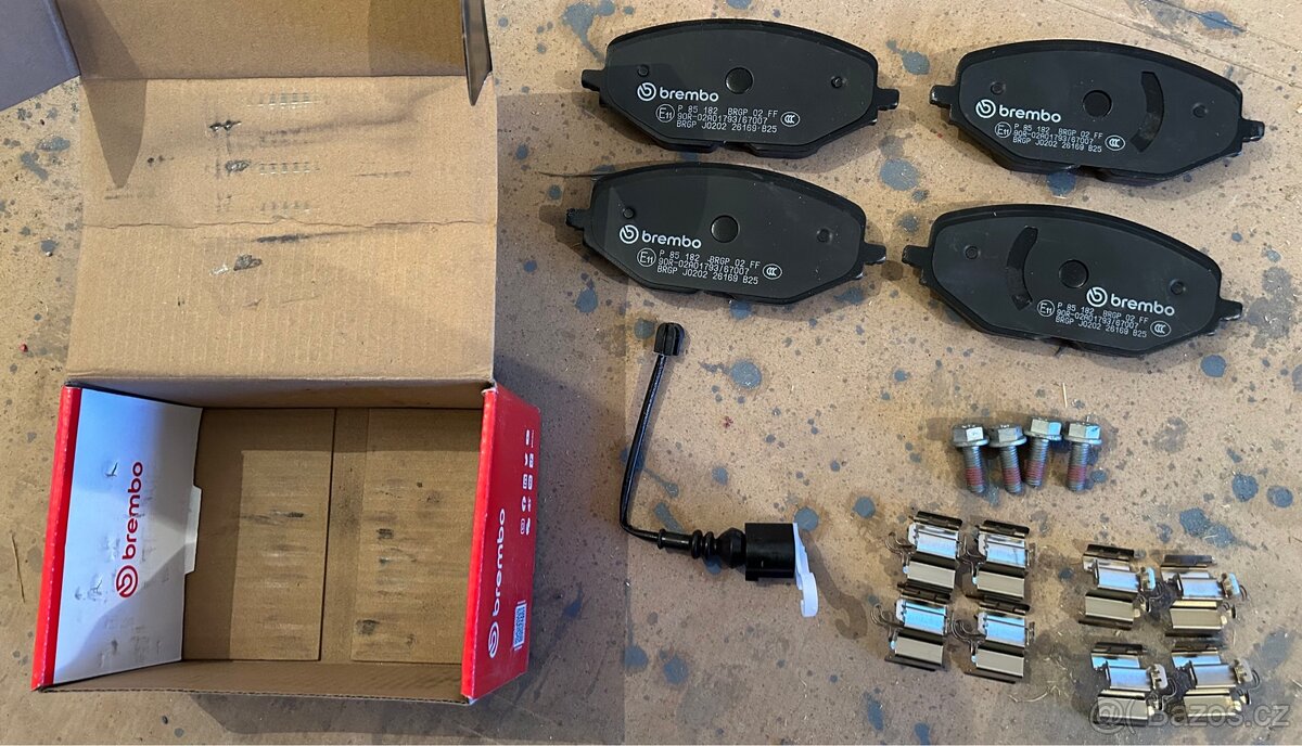 Brzdové destičky Brembo P 85 182 - 3