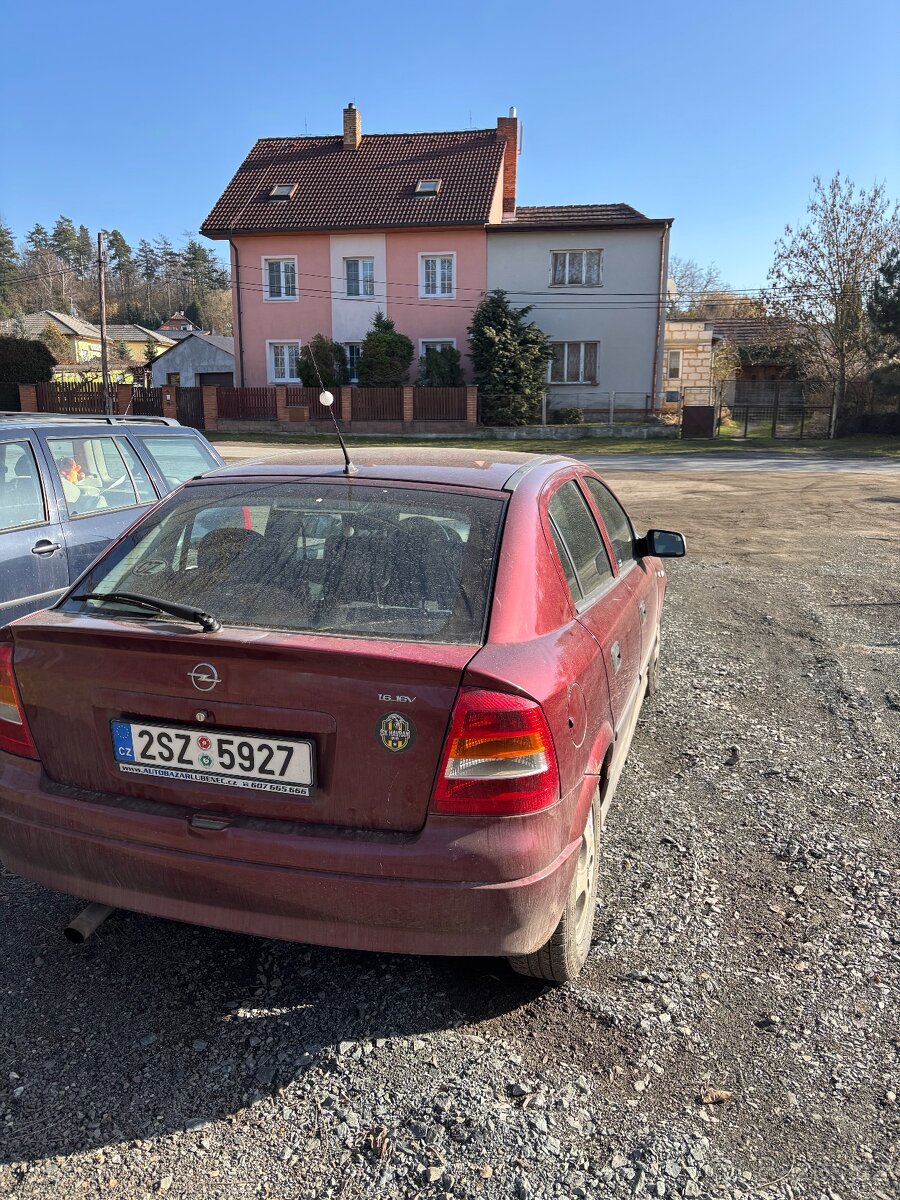 Opel astra 1.6 rv. 1999 - 3