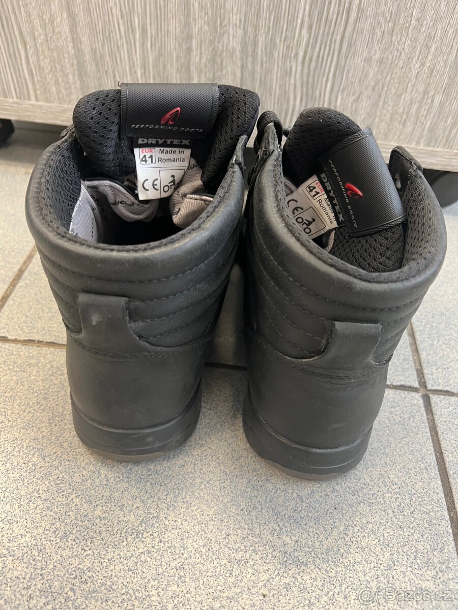 107. FORMA GROUND DRY černé 41 - 3