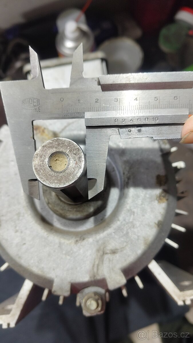 elektromotor patkový 380 V - 3