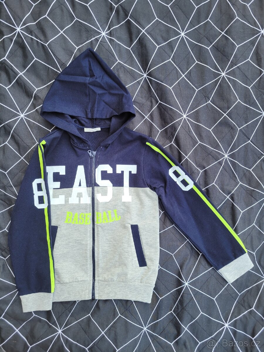 Chlapecká tepláková souprava - 3