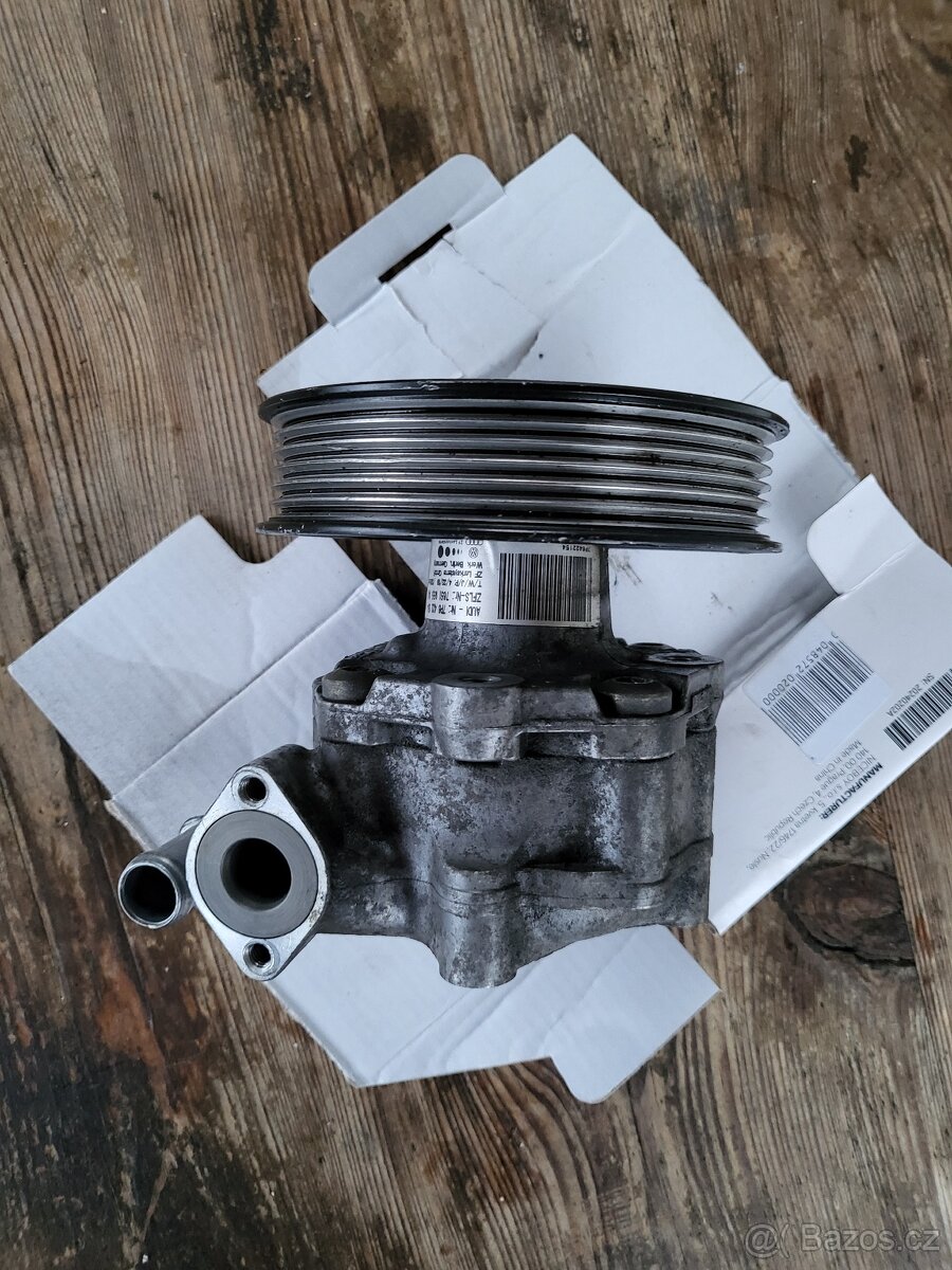 VW TOUAREG 7P / AUDI - SERVO ČERPADLO - 3