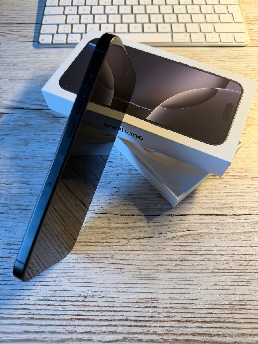 iPhone 16 Pro Max, 256GB - 3