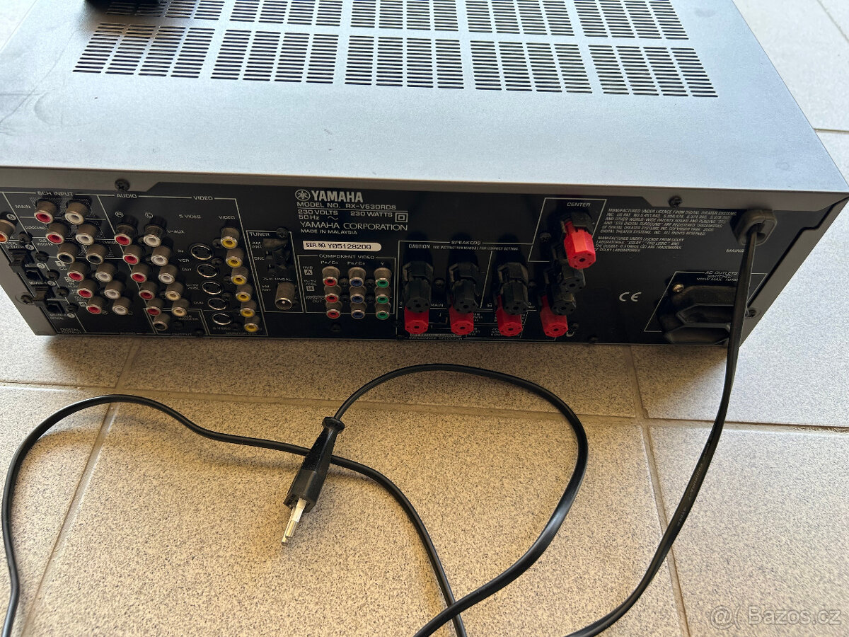Yamaha RX-V530RDS - 3