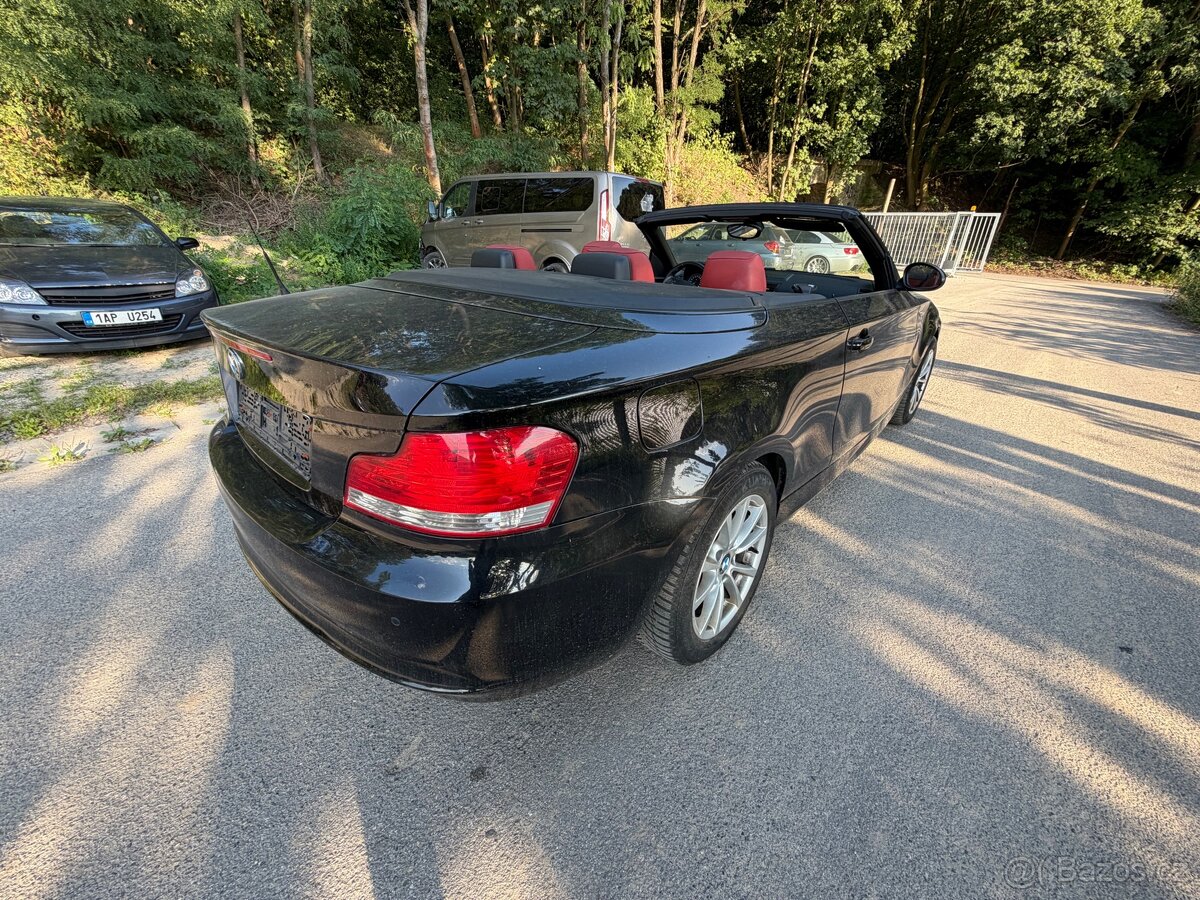 BMW 118i Cabrio e88 - 3