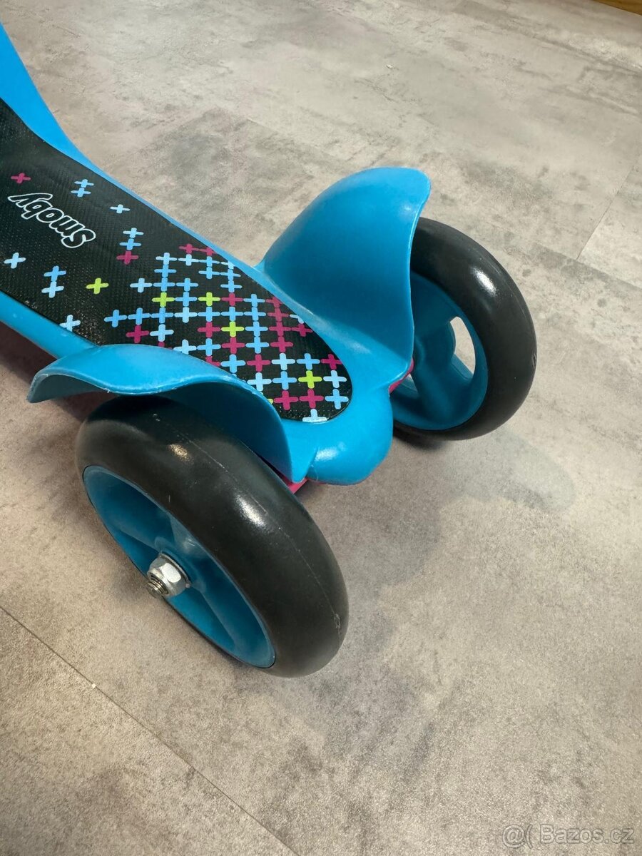 Koloběžka a odrážedlo Smoby 2 v 1 - 3