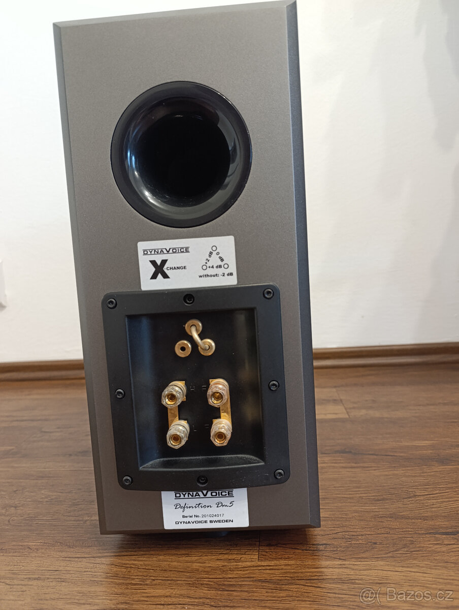 Dynavoice DM5 včetně podložek Soundcare Super Spike Self - 3