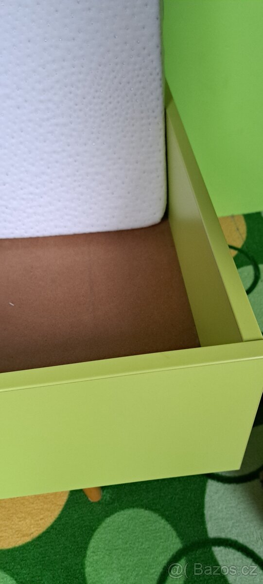 Dětská postel 174x 64 včetně matrace - 3