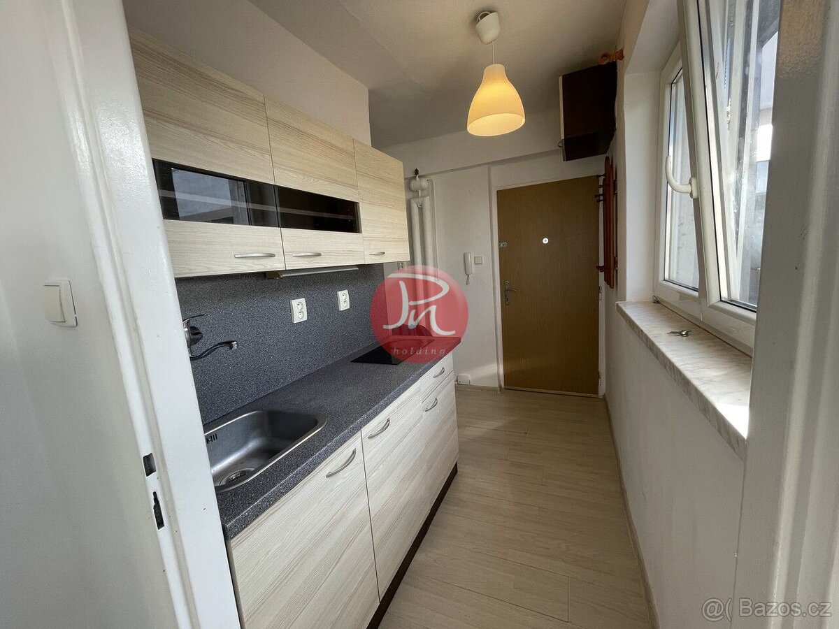 Pronájem bytu 1+kk na ul. Opavská, Ostrava-Poruba - 3