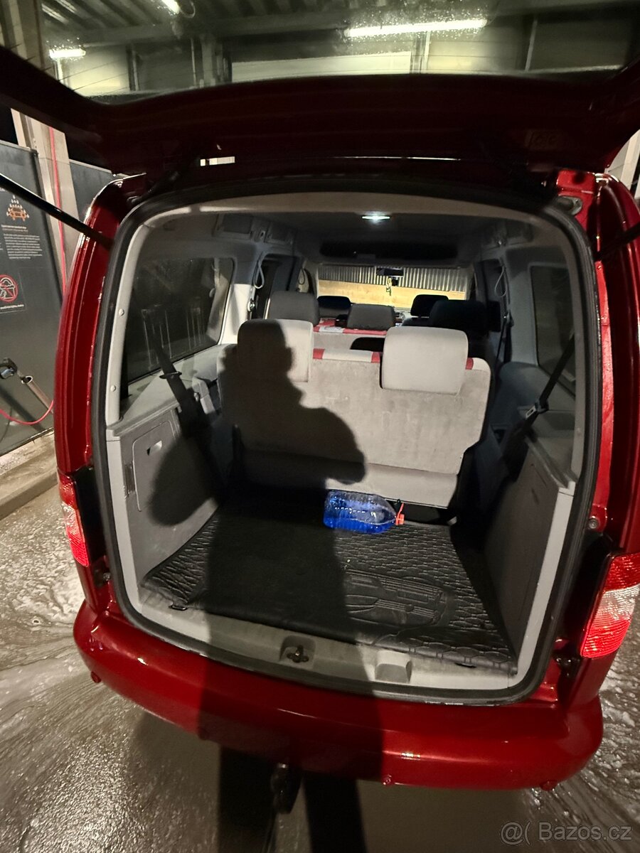 VW Caddy maxi life 2.0 103 kw 6kvalt 7 mist - 3
