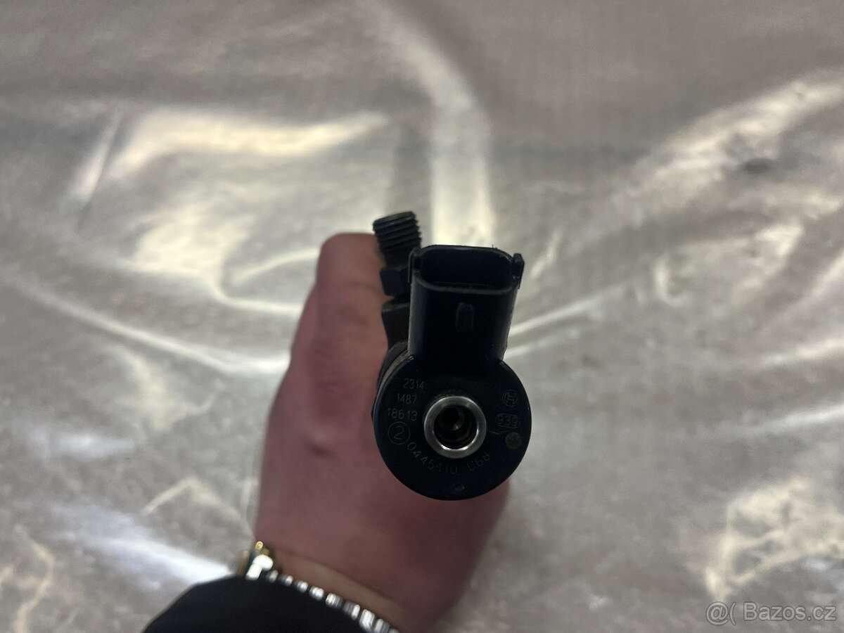 VSTŘIKOVAČ 2.8 TDI 116KW VW LT AUH - 3