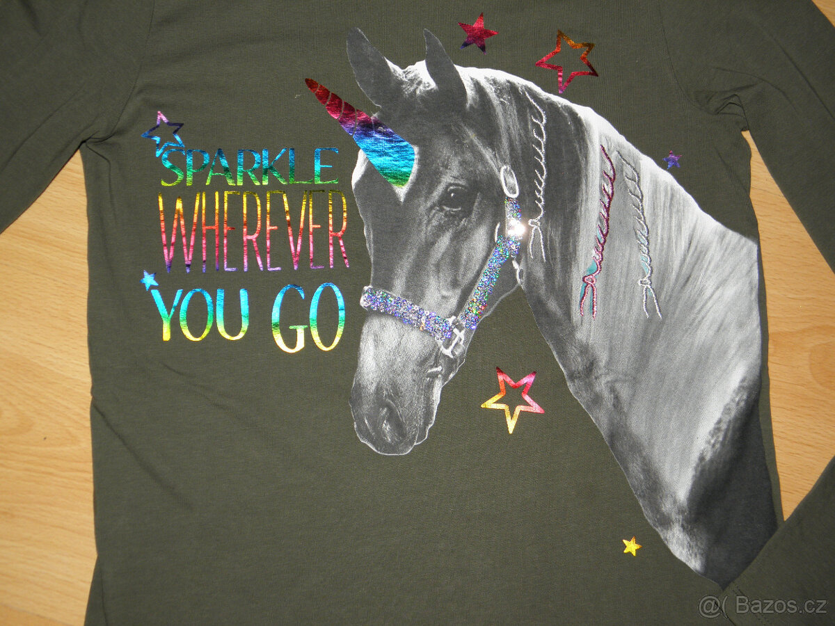 PĚKNÁ TRIKA S KOŇMI v. 158/164 - 3