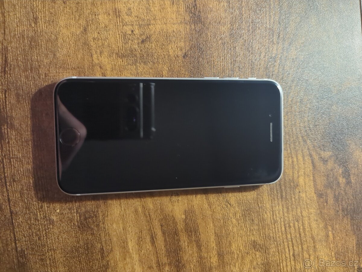 IPhone SE 2020 64gb bílý - 3