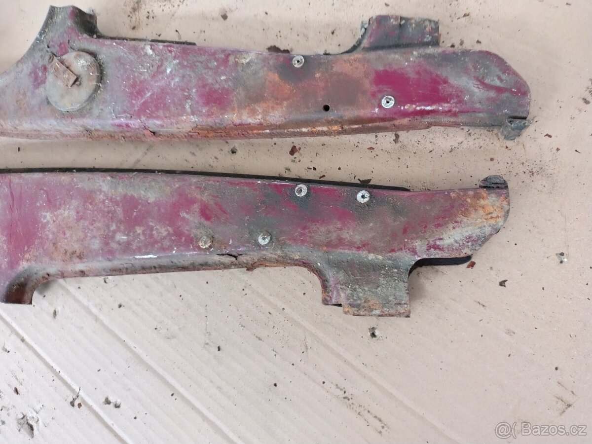 Jawa kryt řetězu - 3