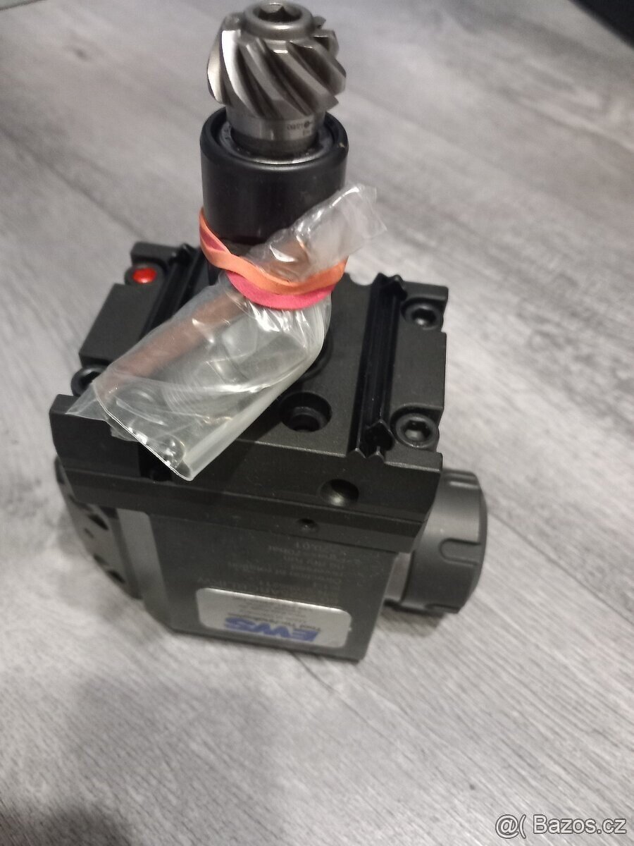 EWS POHÁŇANÉ HLAVY - 3