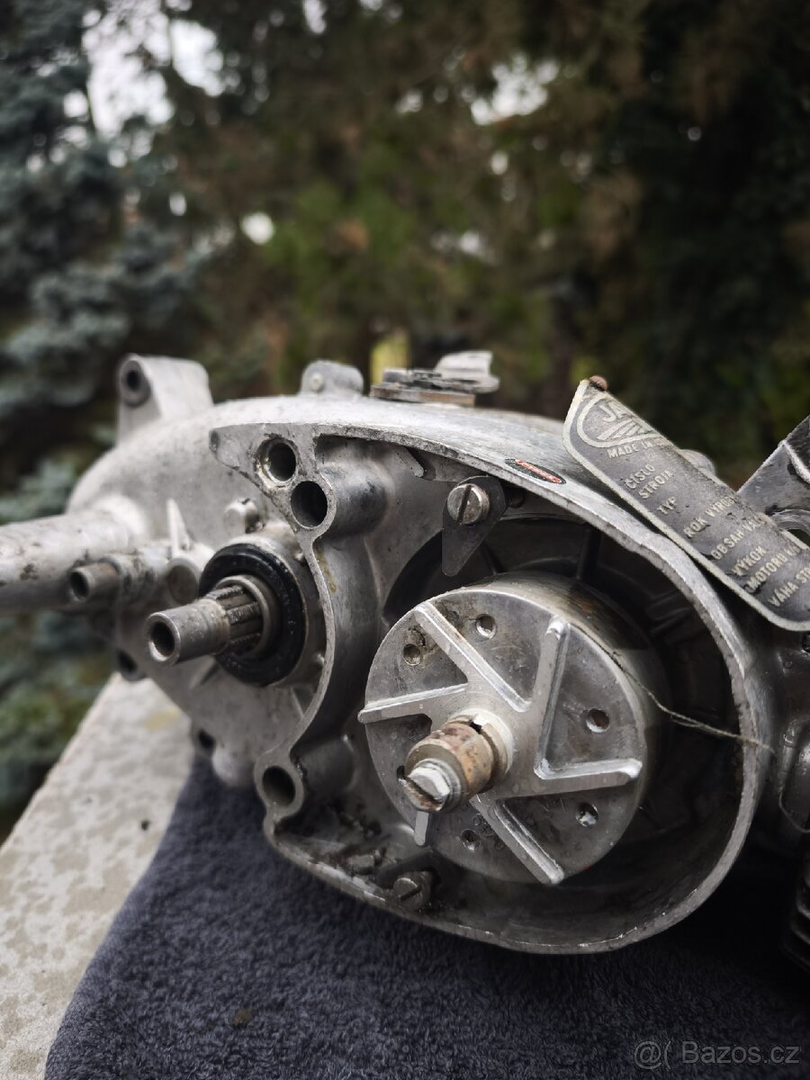 Jawa pionýr motor - 3