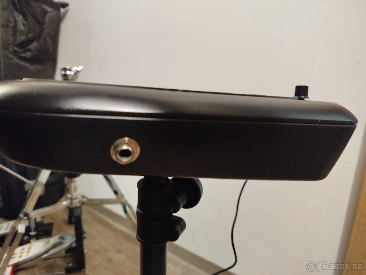 Alesis PercPad+ stojan - 3