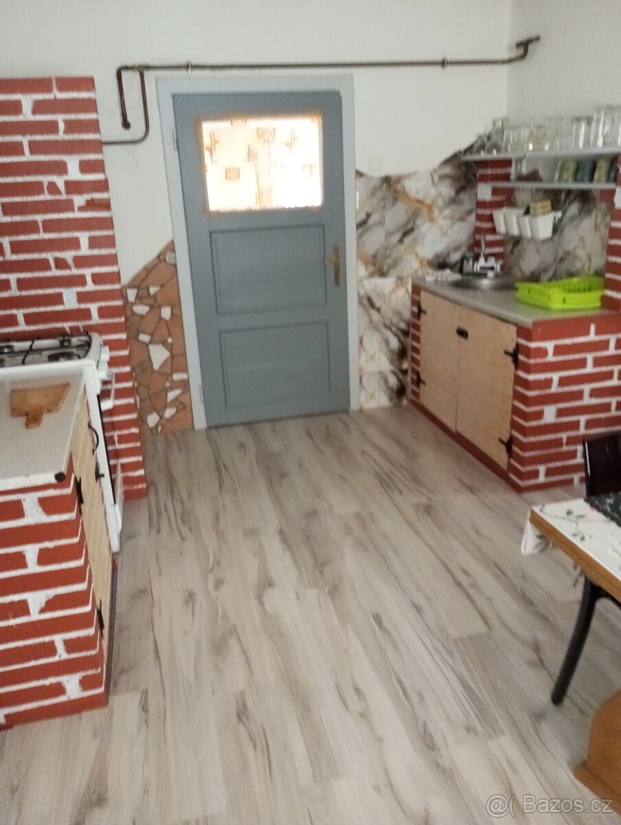 Pronájem 2+1v RD - 3