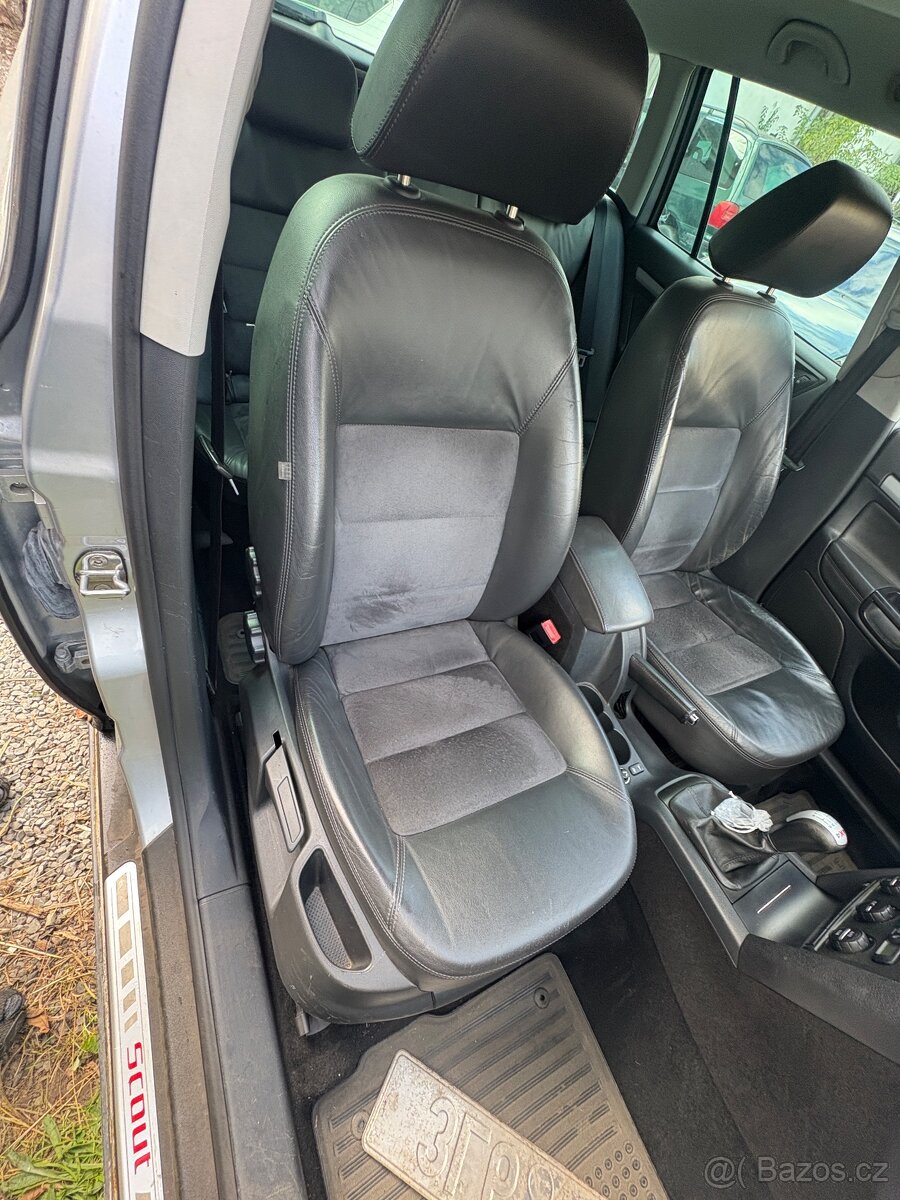 Sedačky Octavia 2 - 3