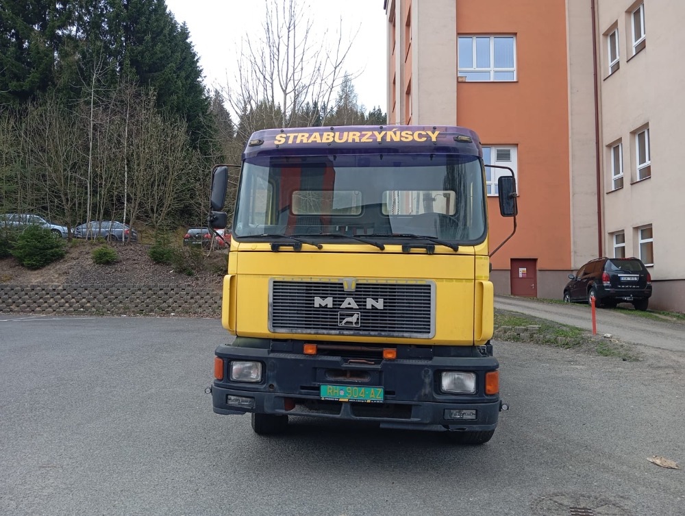 MAN - odtahový speciál - 3