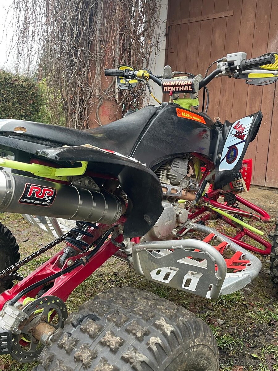 Yamaha raptor 250