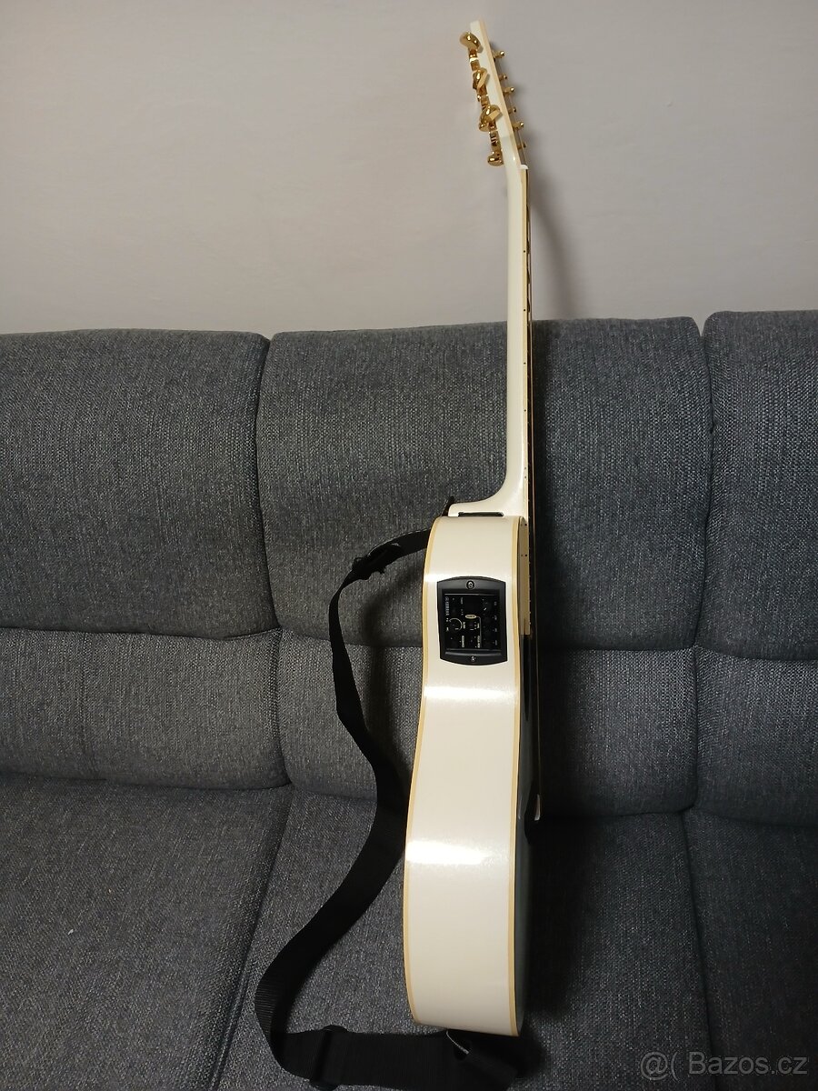 Nehraná elektroakustická kytara Yamaha Apx-1000 - 3