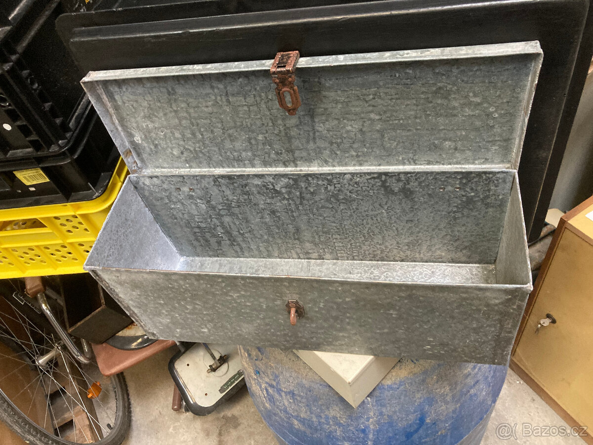 Box plechový, pokladnička, schránka kovová 500 kč - 3