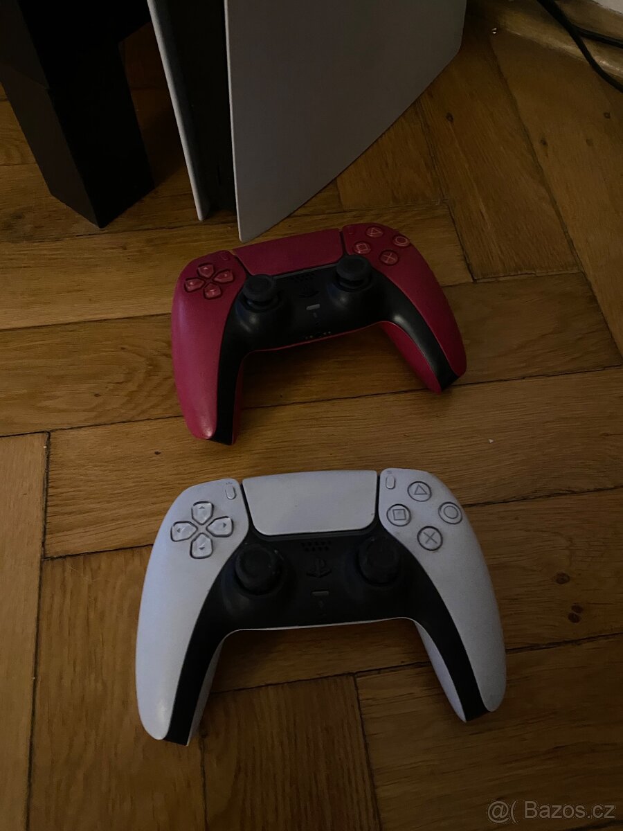 PlayStation 5 + 2x ovladače top stav - 3