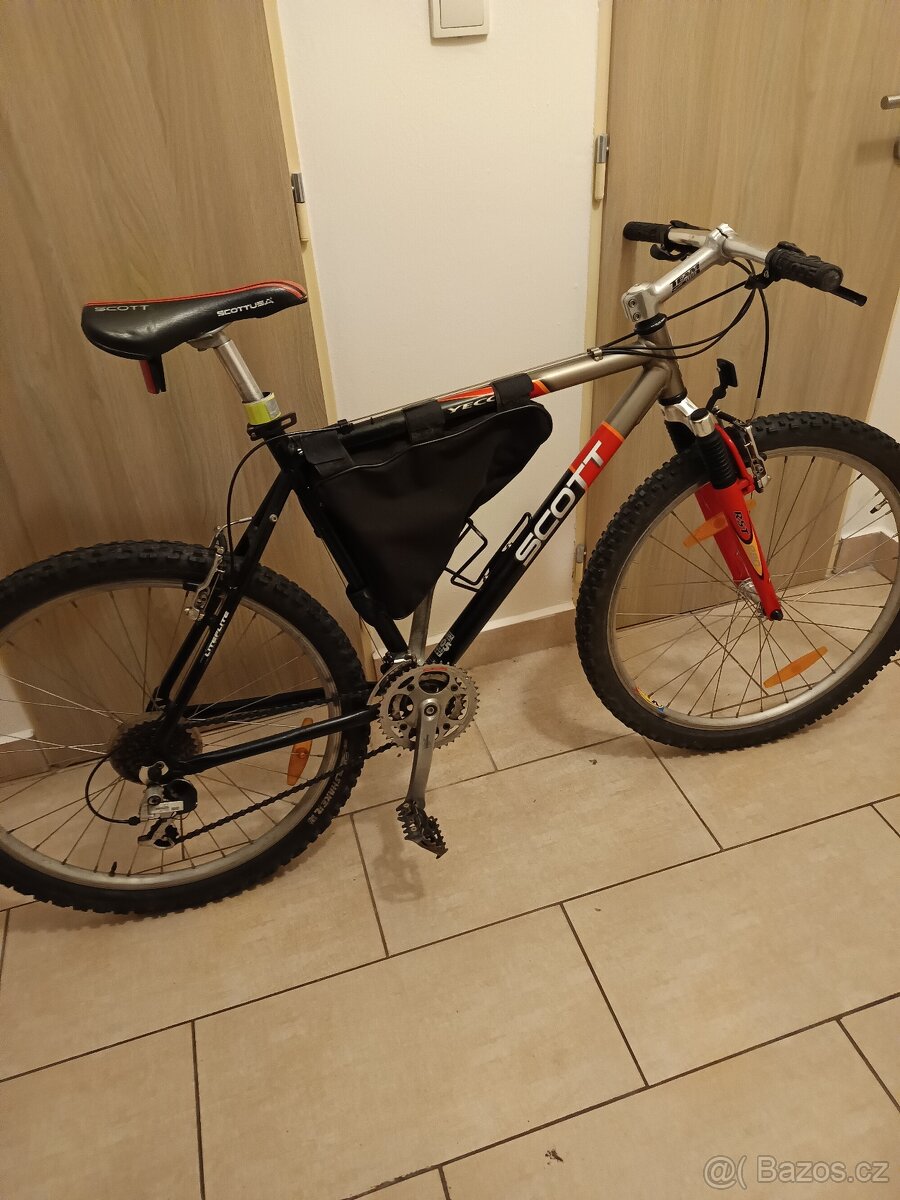 "OLD SCHOOL" - "SCOTT YECORA " - 3