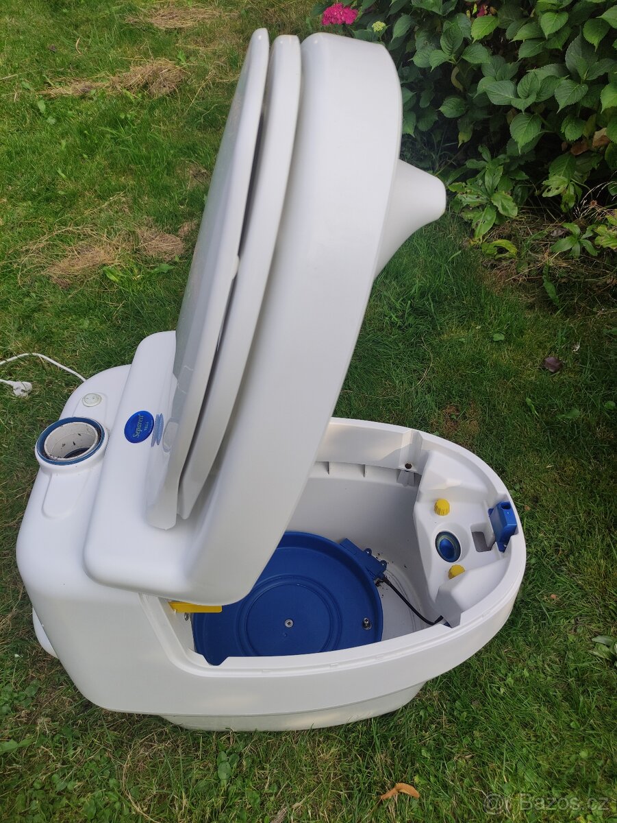 Suchá separační toaleta Separett Villa 9000 | 230V - 3